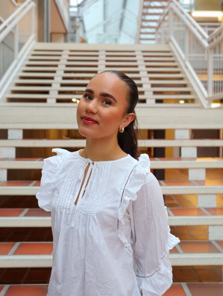 Iselin Solås Nguyen